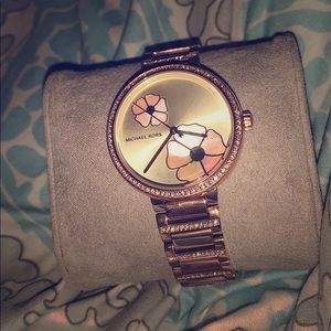 Brand new women’s Michale Kors watch.
